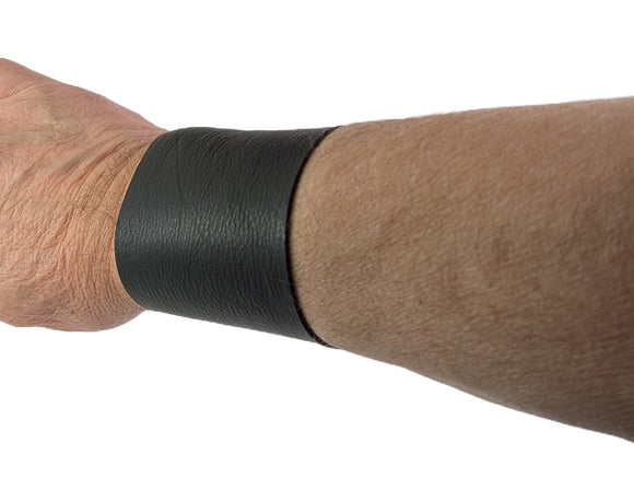 Black leather wrist support standard